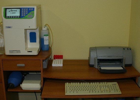 Blood analyser